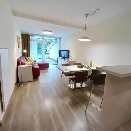 Apartment Lb2 Seeappartement Haus Mit Direktem Seezugang Am Ossiachersee Landskron